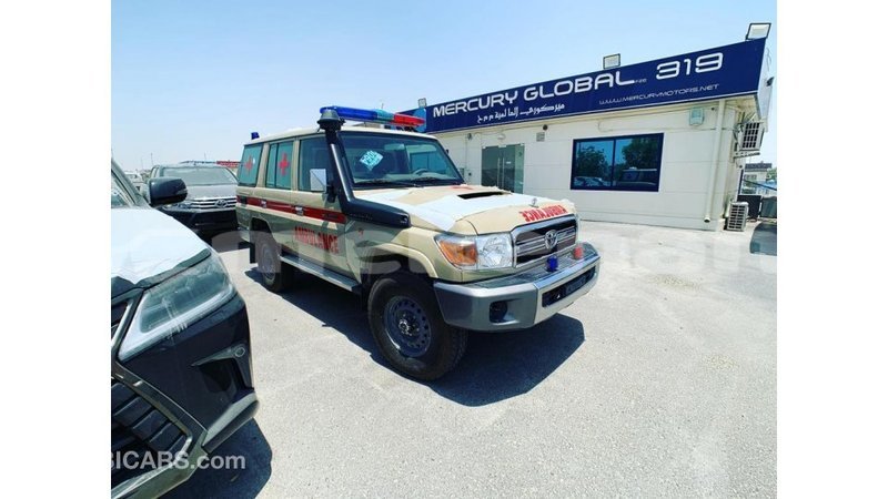 Big with watermark toyota land cruiser aragatsotn import dubai 1695
