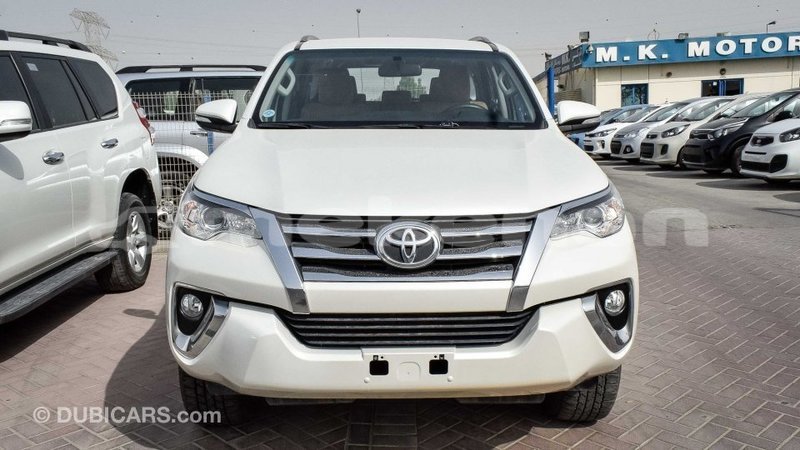 Big with watermark toyota fortuner aragatsotn import dubai 1699