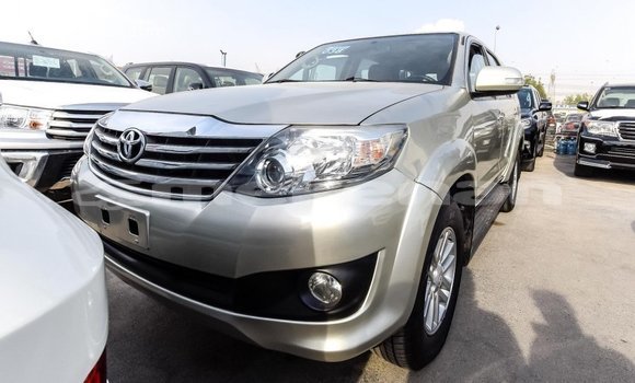 Buy Import Toyota Fortuner Other Car in Import - Dubai in Aragatsotn Buy Import Toyota Fortuner Other Car in Import - Dubai in Aragatsotn