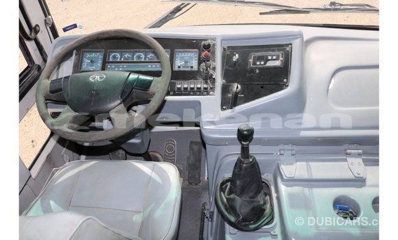 Buy Import TATA Xenon White Car in Import - Dubai in Aragatsotn