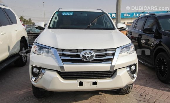 Buy Import Toyota Fortuner White Car in Import - Dubai in Aragatsotn Buy Import Toyota Fortuner White Car in Import - Dubai in Aragatsotn