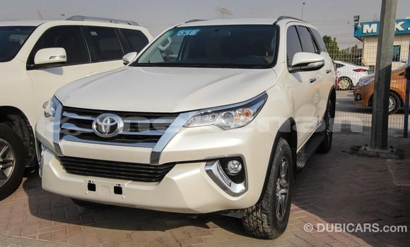 Buy Import Toyota Fortuner White Car in Import - Dubai in Aragatsotn Buy Import Toyota Fortuner White Car in Import - Dubai in Aragatsotn