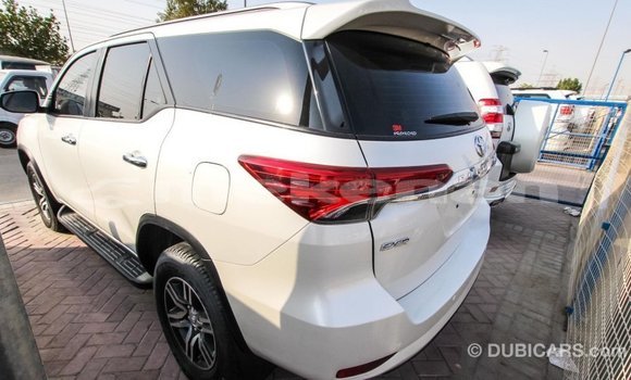 Buy Import Toyota Fortuner White Car in Import - Dubai in Aragatsotn Buy Import Toyota Fortuner White Car in Import - Dubai in Aragatsotn