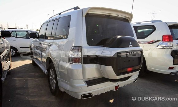 Buy Import Mitsubishi Pajero White Car in Import - Dubai in Aragatsotn Buy Import Mitsubishi Pajero White Car in Import - Dubai in Aragatsotn