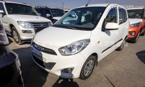Buy Import Hyundai i10 White Car in Import - Dubai in Aragatsotn Buy Import Hyundai i10 White Car in Import - Dubai in Aragatsotn