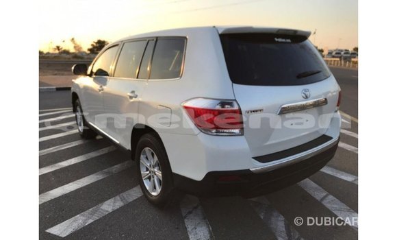 Buy Import Toyota Highlander White Car in Import - Dubai in Aragatsotn Buy Import Toyota Highlander White Car in Import - Dubai in Aragatsotn