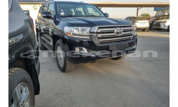 Buy Import Toyota Land Cruiser Black Car in Import - Dubai in Aragatsotn Buy Import Toyota Land Cruiser Black Car in Import - Dubai in Aragatsotn