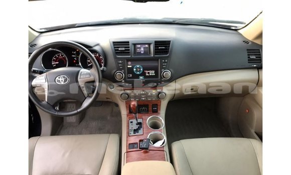 Buy Import Toyota Highlander Black Car in Import - Dubai in Aragatsotn Buy Import Toyota Highlander Black Car in Import - Dubai in Aragatsotn