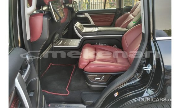 Buy Import Toyota Land Cruiser Black Car in Import - Dubai in Aragatsotn Buy Import Toyota Land Cruiser Black Car in Import - Dubai in Aragatsotn