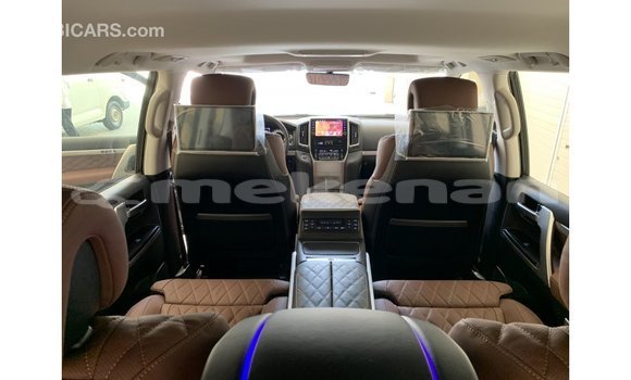 Buy Import Toyota Land Cruiser Black Car in Import - Dubai in Aragatsotn Buy Import Toyota Land Cruiser Black Car in Import - Dubai in Aragatsotn