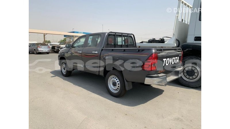 Big with watermark toyota hilux aragatsotn import dubai 1771