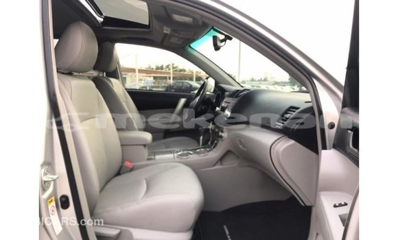 Buy Import Toyota Highlander Other Car in Import - Dubai in Aragatsotn Buy Import Toyota Highlander Other Car in Import - Dubai in Aragatsotn