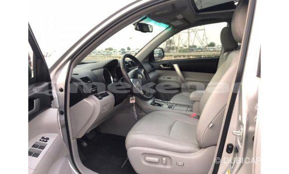 Buy Import Toyota Highlander Other Car in Import - Dubai in Aragatsotn Buy Import Toyota Highlander Other Car in Import - Dubai in Aragatsotn