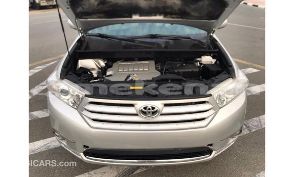 Buy Import Toyota Highlander Other Car in Import - Dubai in Aragatsotn Buy Import Toyota Highlander Other Car in Import - Dubai in Aragatsotn