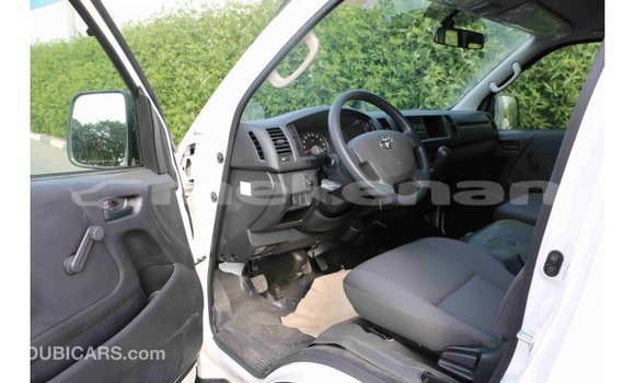 Buy Import Toyota Hiace White Car in Import - Dubai in Aragatsotn Buy Import Toyota Hiace White Car in Import - Dubai in Aragatsotn