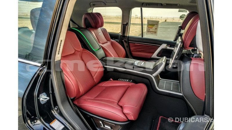 Big with watermark toyota land cruiser aragatsotn import dubai 1785