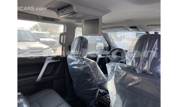 Buy Import Toyota Prado Black Car in Import - Dubai in Aragatsotn Buy Import Toyota Prado Black Car in Import - Dubai in Aragatsotn