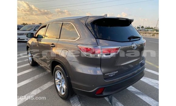 Buy Import Toyota Highlander Other Car in Import - Dubai in Aragatsotn Buy Import Toyota Highlander Other Car in Import - Dubai in Aragatsotn