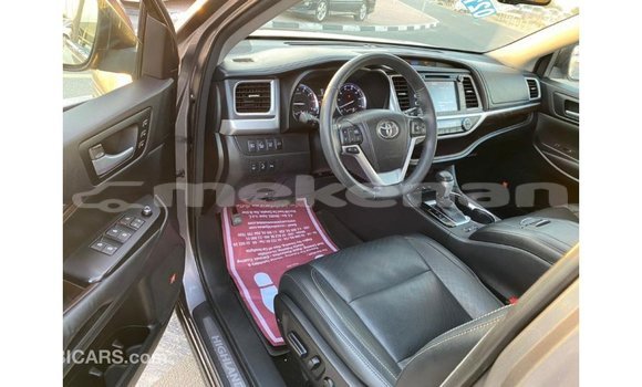 Buy Import Toyota Highlander Other Car in Import - Dubai in Aragatsotn Buy Import Toyota Highlander Other Car in Import - Dubai in Aragatsotn
