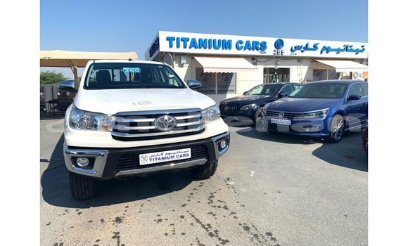 Buy Import Toyota Hilux White Car in Import - Dubai in Aragatsotn Buy Import Toyota Hilux White Car in Import - Dubai in Aragatsotn