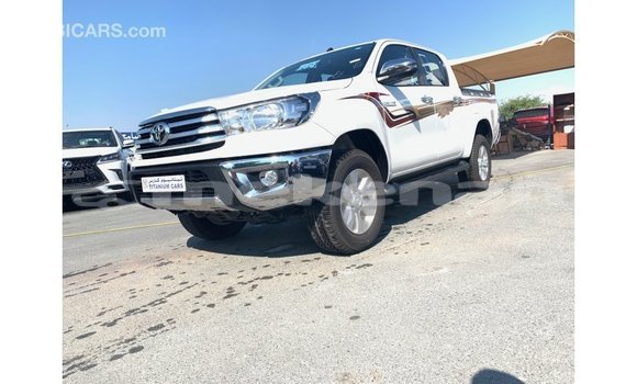 Buy Import Toyota Hilux White Car in Import - Dubai in Aragatsotn Buy Import Toyota Hilux White Car in Import - Dubai in Aragatsotn