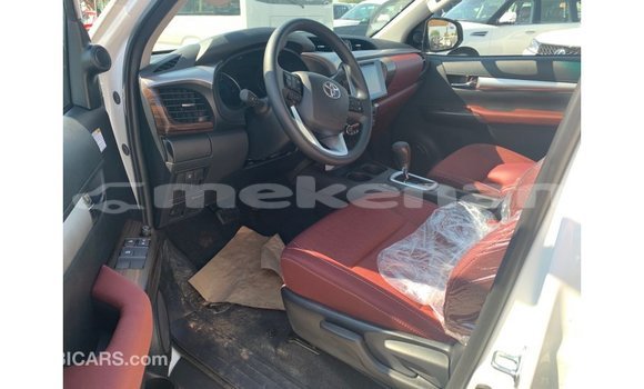 Buy Import Toyota Hilux White Car in Import - Dubai in Aragatsotn Buy Import Toyota Hilux White Car in Import - Dubai in Aragatsotn