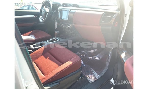 Buy Import Toyota Hilux White Car in Import - Dubai in Aragatsotn Buy Import Toyota Hilux White Car in Import - Dubai in Aragatsotn