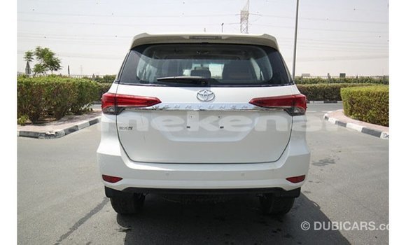 Buy Import Toyota Fortuner White Car in Import - Dubai in Aragatsotn Buy Import Toyota Fortuner White Car in Import - Dubai in Aragatsotn
