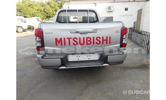 Buy Import Mitsubishi L200 Other Car in Import - Dubai in Aragatsotn Buy Import Mitsubishi L200 Other Car in Import - Dubai in Aragatsotn