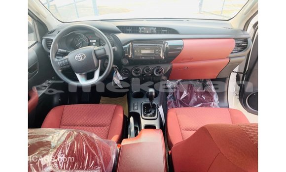 Buy Import Toyota Hilux White Car in Import - Dubai in Aragatsotn Buy Import Toyota Hilux White Car in Import - Dubai in Aragatsotn