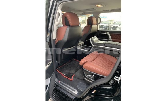 Buy Import Toyota Land Cruiser Black Car in Import - Dubai in Aragatsotn Buy Import Toyota Land Cruiser Black Car in Import - Dubai in Aragatsotn