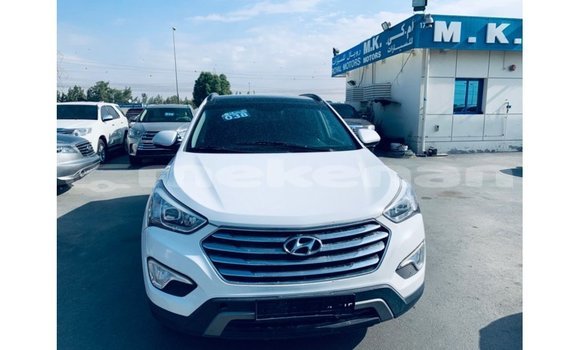 Buy Import Hyundai Santa Fe White Car in Import - Dubai in Aragatsotn Buy Import Hyundai Santa Fe White Car in Import - Dubai in Aragatsotn