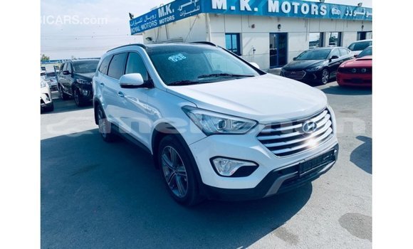 Buy Import Hyundai Santa Fe White Car in Import - Dubai in Aragatsotn Buy Import Hyundai Santa Fe White Car in Import - Dubai in Aragatsotn