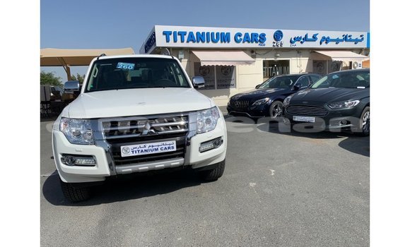 Buy Import Mitsubishi Pajero White Car in Import - Dubai in Aragatsotn Buy Import Mitsubishi Pajero White Car in Import - Dubai in Aragatsotn