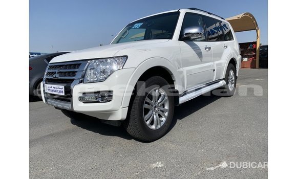 Buy Import Mitsubishi Pajero White Car in Import - Dubai in Aragatsotn Buy Import Mitsubishi Pajero White Car in Import - Dubai in Aragatsotn