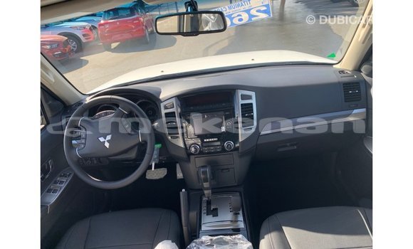 Buy Import Mitsubishi Pajero White Car in Import - Dubai in Aragatsotn Buy Import Mitsubishi Pajero White Car in Import - Dubai in Aragatsotn