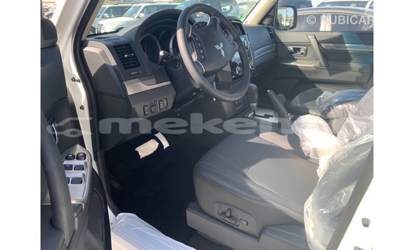 Buy Import Mitsubishi Pajero White Car in Import - Dubai in Aragatsotn Buy Import Mitsubishi Pajero White Car in Import - Dubai in Aragatsotn