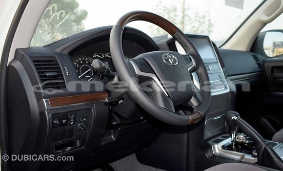 Buy Import Toyota Land Cruiser Other Car in Import - Dubai in Aragatsotn Buy Import Toyota Land Cruiser Other Car in Import - Dubai in Aragatsotn