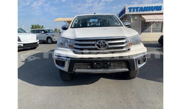 Buy Import Toyota Hilux White Car in Import - Dubai in Aragatsotn Buy Import Toyota Hilux White Car in Import - Dubai in Aragatsotn