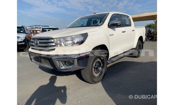 Buy Import Toyota Hilux White Car in Import - Dubai in Aragatsotn Buy Import Toyota Hilux White Car in Import - Dubai in Aragatsotn