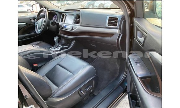Buy Import Toyota Highlander Black Car in Import - Dubai in Aragatsotn Buy Import Toyota Highlander Black Car in Import - Dubai in Aragatsotn