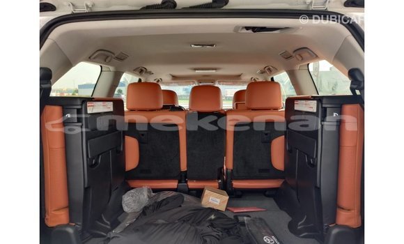 Buy Import Toyota Land Cruiser White Car in Import - Dubai in Aragatsotn Buy Import Toyota Land Cruiser White Car in Import - Dubai in Aragatsotn