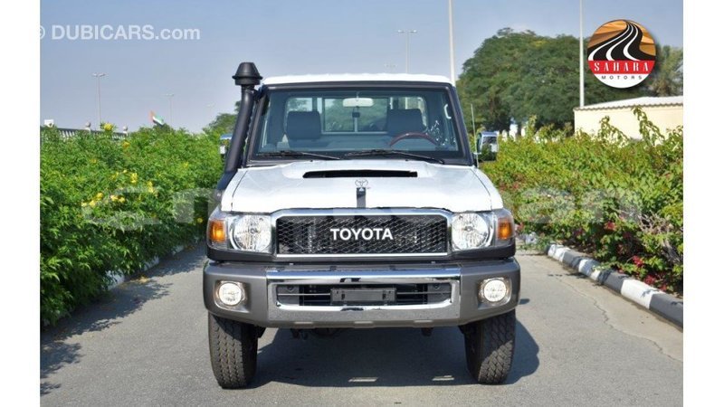 Big with watermark toyota land cruiser aragatsotn import dubai 1881