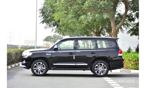 Buy Import Toyota Land Cruiser Black Car in Import - Dubai in Aragatsotn Buy Import Toyota Land Cruiser Black Car in Import - Dubai in Aragatsotn