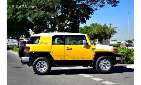 Buy Import Toyota FJ Cruiser Other Car in Import - Dubai in Aragatsotn Buy Import Toyota FJ Cruiser Other Car in Import - Dubai in Aragatsotn