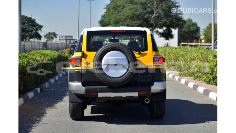 Big with watermark toyota fj cruiser aragatsotn import dubai 1888