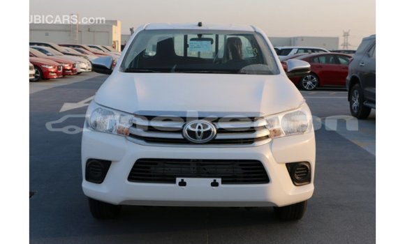 Buy Import Toyota Hilux White Car in Import - Dubai in Aragatsotn Buy Import Toyota Hilux White Car in Import - Dubai in Aragatsotn