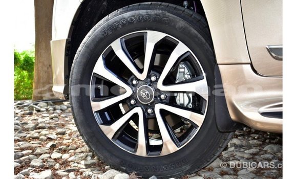 Buy Import Toyota Land Cruiser Other Car in Import - Dubai in Aragatsotn Buy Import Toyota Land Cruiser Other Car in Import - Dubai in Aragatsotn