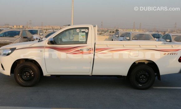 Buy Import Toyota Hilux White Car in Import - Dubai in Aragatsotn Buy Import Toyota Hilux White Car in Import - Dubai in Aragatsotn