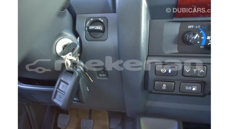 Big with watermark toyota land cruiser aragatsotn import dubai 1890